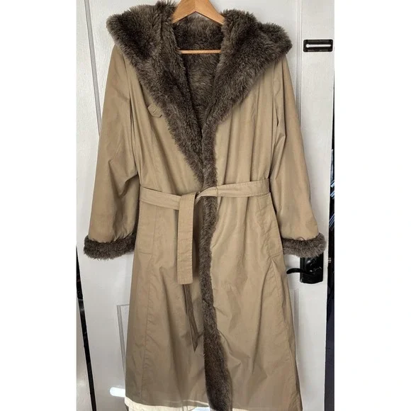 Vtg Forecaster Boston Heavy Trench Coat Real Fox Fur Lined Women (13/14 VINTAGE)